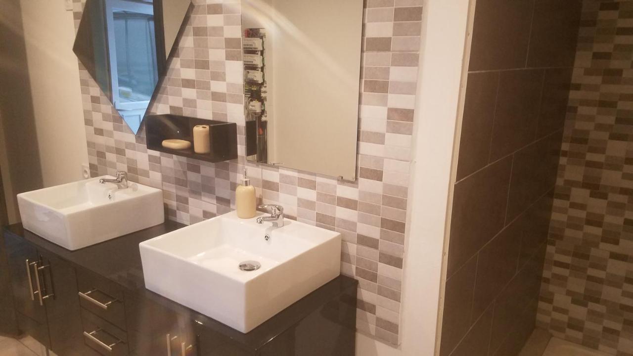 Tournus Castrum Romain- Loft 90M2 - 3 Etoiles - Petit Box Velo - 5Mn Autoroute Екстериор снимка